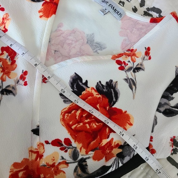 ALMOST FAMOUS ~ FLORAL DRESS - Picture 10 of 11